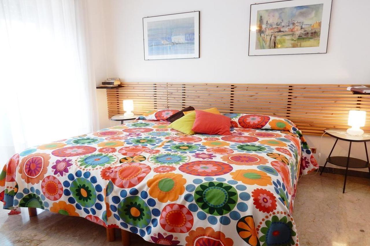 Romulus Rex Hotel Екстериор снимка