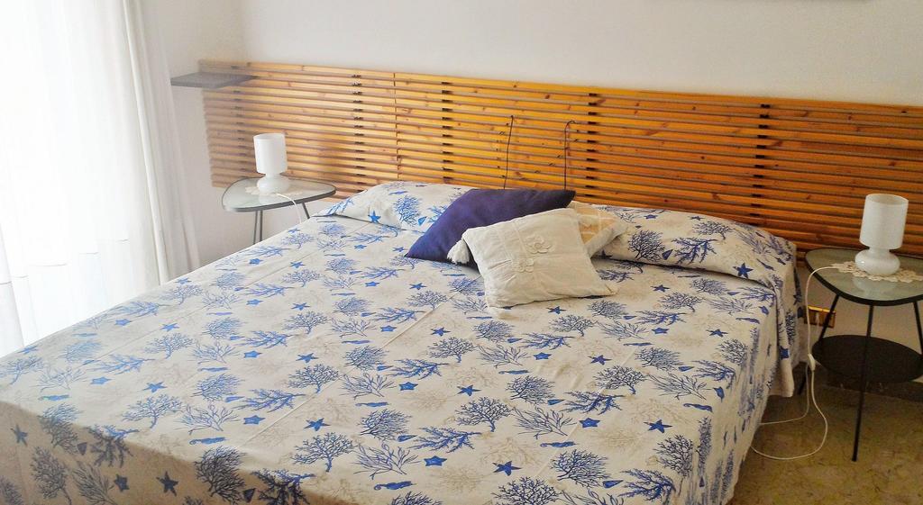 Romulus Rex Hotel Стая снимка